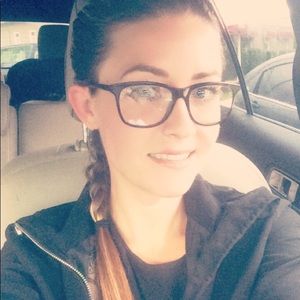 Meet your Posher, Norma